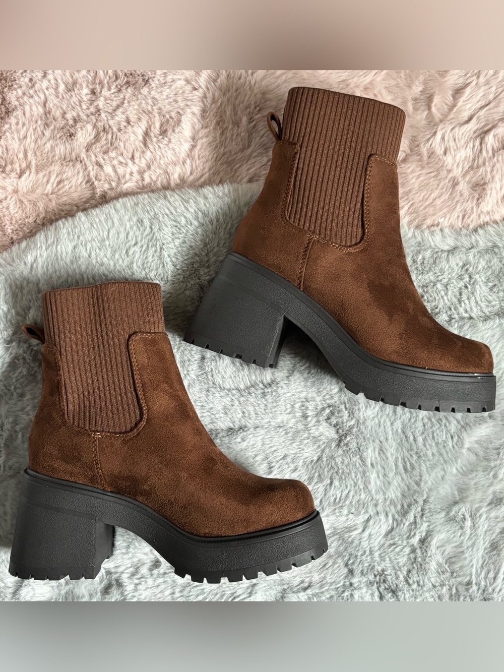 Soda brown chunky Chelsea platform lug heel boots